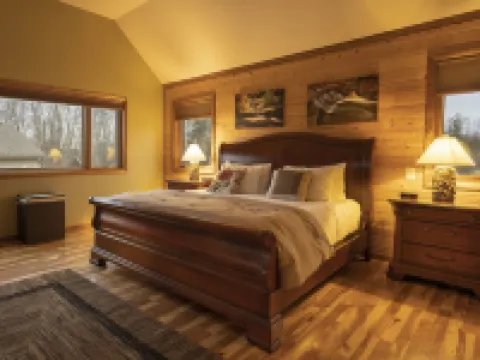 Cherry Ridge Retreat Hotels in Hocking County