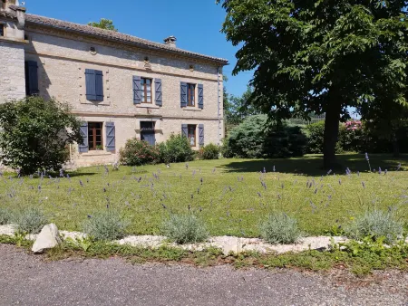 Domaine les Garrigues Отели в г. Монклар-де-Керси
