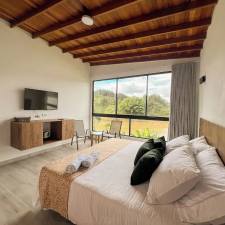 Viajero Guatapé Hostel & Lake Club