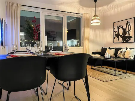 High Standard and Ocean View Отели в г. Sofiemyr