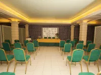 Hotel Plaza Cavana فنادق في نيرخا