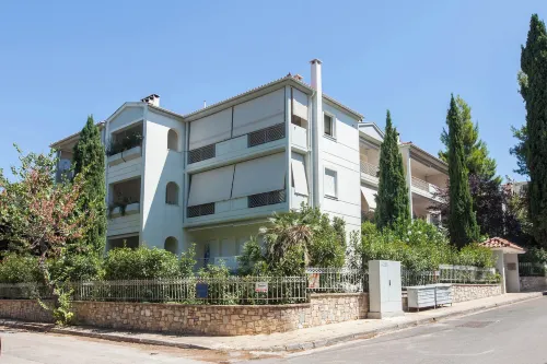 Luxe 3 Bd Penthouse 5 Min from Drosia Square Hotels in Anatoliki Attiki