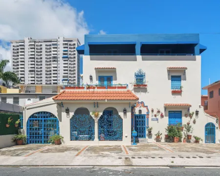 米拉弗洛雷斯豪宅 聖胡安酒店