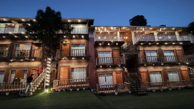 Hamilton Palace Hôtels à : Pauri Garhwal