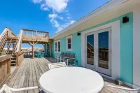 Dog Friendly Beachfront Condo, Direct Access to Beach by RedAwning