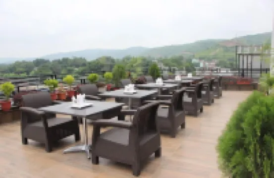 นิลิมา พาเลซ โรงแรมใน