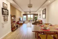 Spellbinding 2 BDR Apt At The Giza Pyramid's Doorstep