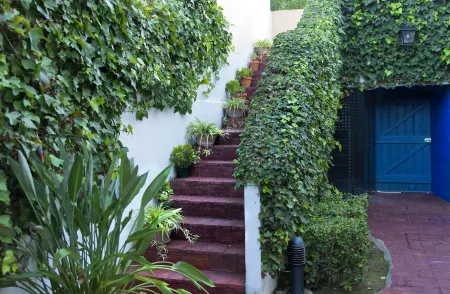 Yit Vereda Real Отели рядом с достопримечательностью «SALA FANTASIA»