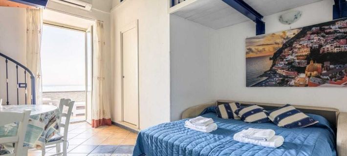 De Vivo Realty - Captain Mike Hotel a Meta