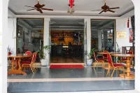 Royal Park Hotel Hotels in Nhyiaeso