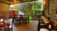 Thebe River Safaris - breakfast