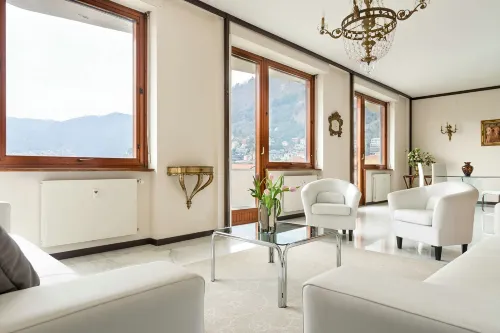 Piazza Cavour Lake View - by Myhomeincomo - Bungalows