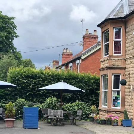 Pine Lodge Hotel & Restaurant Mansfield