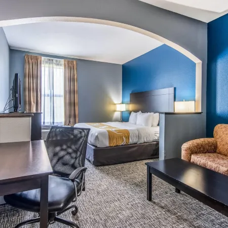 Quality Suites Maumelle - Little Rock NW