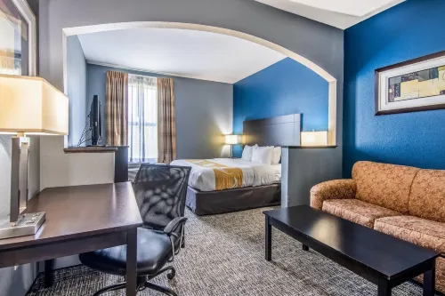Quality Suites Maumelle - Little Rock NW