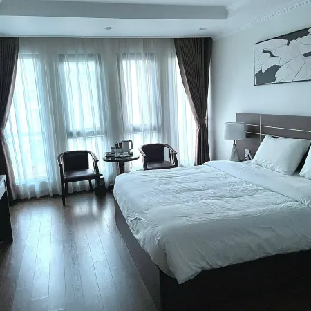 The Wiltons Hotel LC