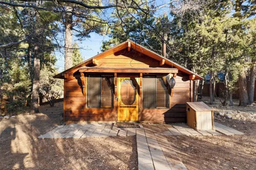 Charming Mountain Getaway Hotels in Sugarloaf