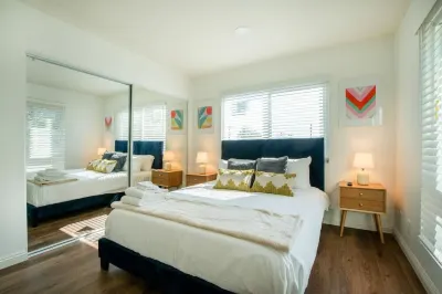 New Renovated Spacious 3 beroom 2 bath near DT Alhambra