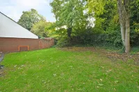 Townhouse @ Aboyne Close Birmingham Hotels in Edgbaston