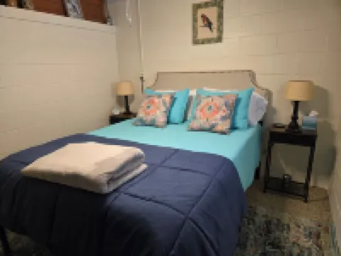 The Riverside Cottage... Charming  2-bedroom cottage on the Mohican River