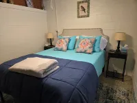 The Riverside Cottage... Charming  2-bedroom cottage on the Mohican River