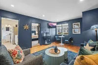 NEW 1BR on Salem Common l Steps to Witch Museum l Fenced in Yard + Parking Hôtels à proximité de : Salem Maritime National Historic Site