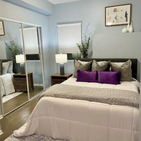 Charming 3-bedroom 2-bathroom loft in Oak Park