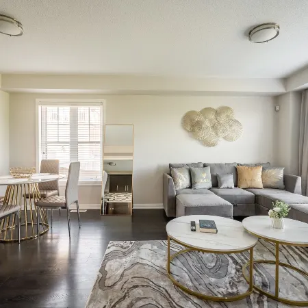 Globalstay Modern 3 Bedroom House in Brampton Hotele w: Brampton