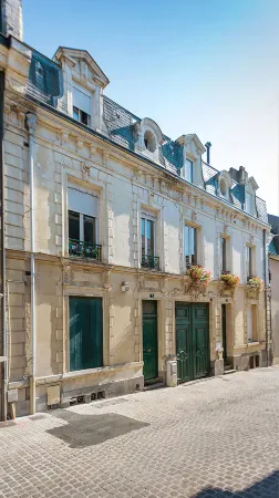 Gerard Lefeuvre Отели в г. Шанже