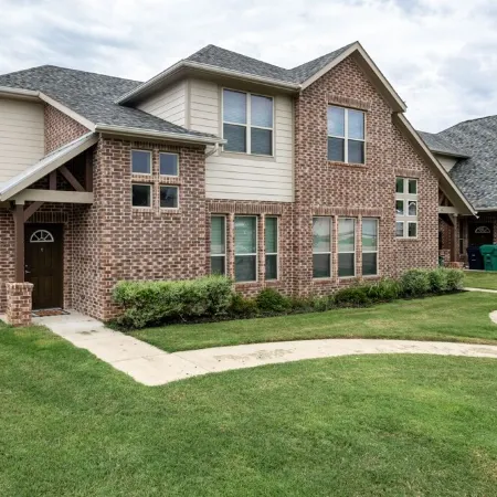 Lakefront Home – World Cup Fun!