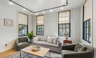 Revitalized Historical Southern Residence