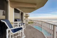 Shores Club #305,  on the Beach  2 Bedrooms - 2 Bathrooms, Sleeps 6