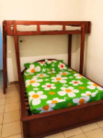 Very spacious house 5 minutes drive from the beach!