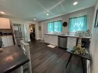 Unit 5 - Pinal Creek East - Gold Unit; 2-bedroom apartment with AC and WiFi Hotels in Globe