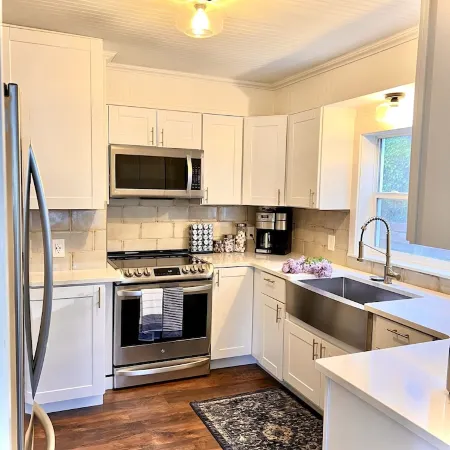 Downtown Sandpoint Home with Bikes, BBQ + Yard