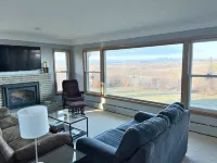 Quiet and convenient home with a view Hotels near ALDI