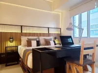 Cozy place to play, work, watch and explore BGC. Pet Friendly!