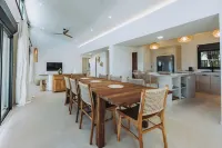 Charles - Villa Neuve - Piscine Accès Direct Plage