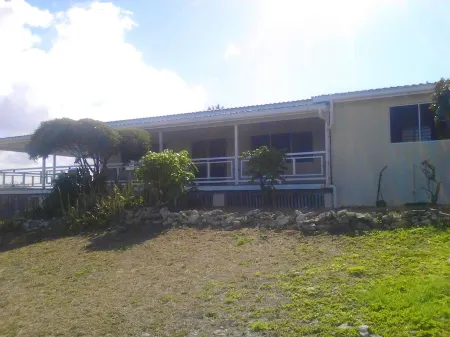 3 Br Home Overlooking Atlantic Ocean