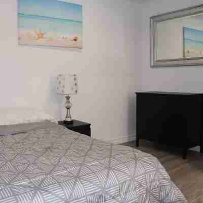 Spacious stay, 15 min to Niagara Falls & US border (Basement Apartment) Rooms