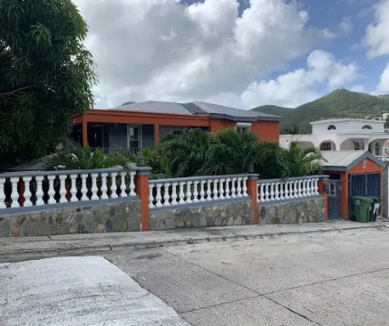 MEcasaMEnavia Hidden Gems