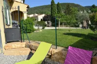 Air-conditioned villa, private pool 100m from the start of the Mont Ventoux climb
