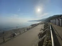 Cottage with sea and countryside views - sleeps 6 Hotels in Charmouth