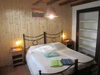 Apartment for couples with garden - 10 min from the lake!
