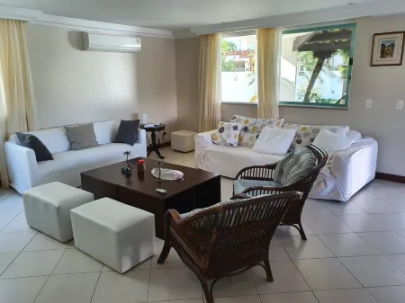 5 suites, swimming pool, air conditioning in all rooms in Paraiso dos Lagos, Отели рядом с достопримечательностью «Jenipabu»