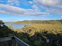 Romantic Hideaway with Beautiful Seaviews