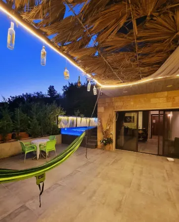 Cozy 3 bedrooms Chalet fit up to 8 pers with Panoramic terrace & Cheminée (pool)