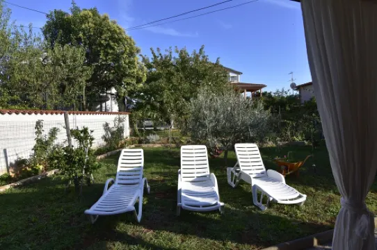 Apartment Vedrana4 Umag near the sea WiFi parking garden trolleys
