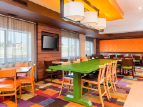 Fairfield Inn & Suites Kansas City Lee's Summit Hotels in Lee's Summit