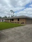 3 bedroom home that's about 10 mminutes away from the local casinos.